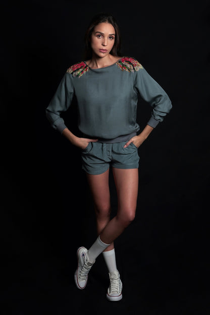 Titanium sweatshirt with organza applique embroidery