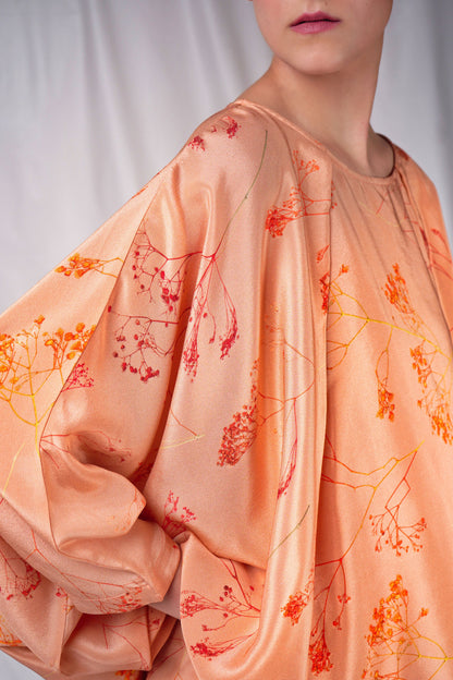 Printed top with kimono-inspired sleeves